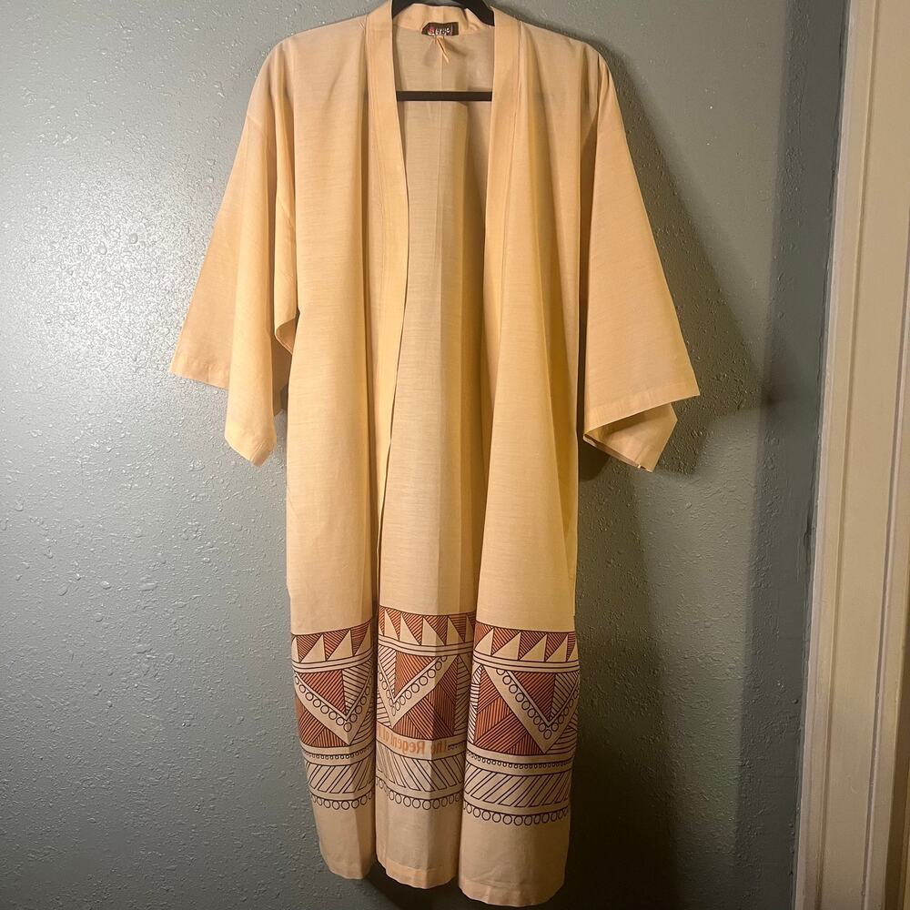 Argo Robe Kimono Unisex with tribal Pattern sz Small "The Regent of Fiji' onback